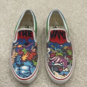 Vans Custom Culture Winner - Size 11 Worn once so great shape